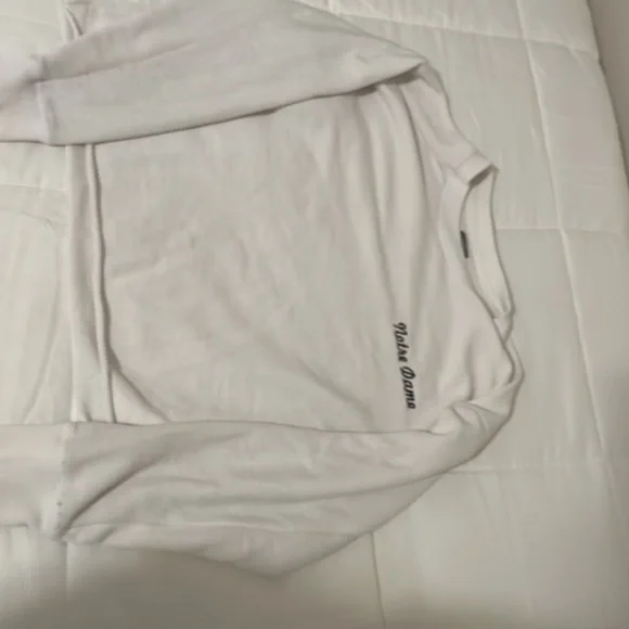 University of Notre Dame crop t-shirts and sweatshirt. Worn and cut to be crop - Picture 2 of 4